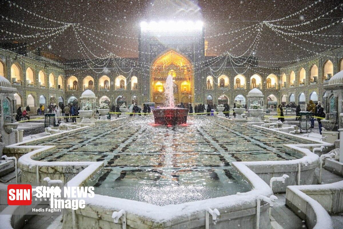 تصاویر | بارش برف در حرم امام رضا (علیه السلام)