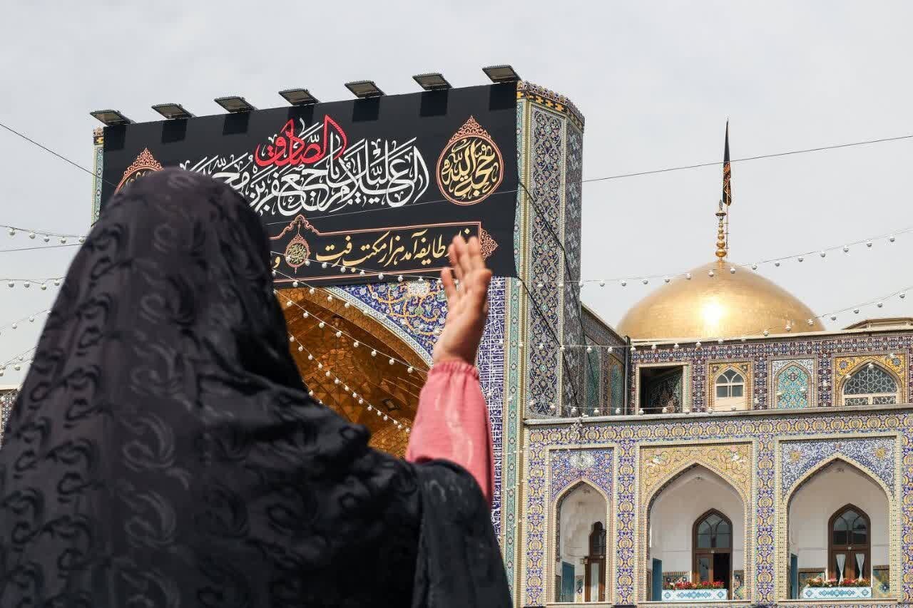 حرم امام رضا(ع) در آستانه ایام شهادت رئیس مذهب شیعه حرم امام رضا(ع) در آستانه ایام شهادت رئیس مذهب شیعه