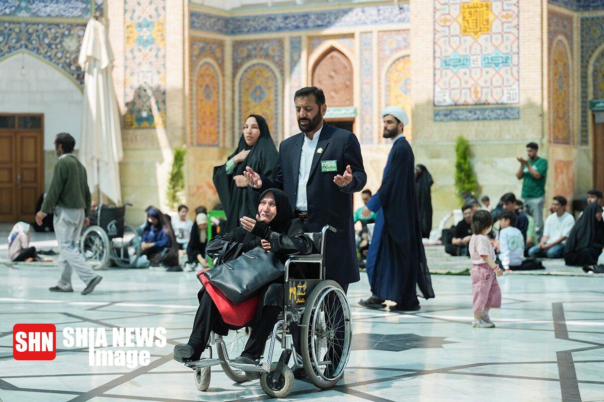 زائران حرم کریمه اهلبیت(س) در سالروز میلاد امام رضا(ع) زائران حرم کریمه اهلبیت(س) در سالروز میلاد امام رضا(ع)