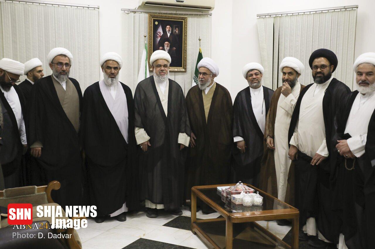 دیدار جمعی از علمای بحرین با دبیرکل مجمع جهانی اهل بیت(ع)
