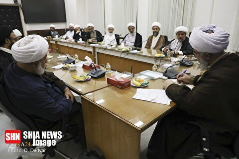 دیدار جمعی از علمای بحرین با دبیرکل مجمع جهانی اهل بیت(ع)