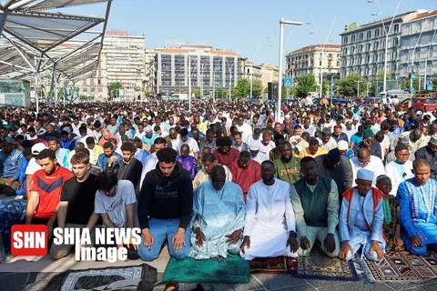تصاویر | اجتماع مسلمانان ایتالیا برای اقامه نماز عید قربان