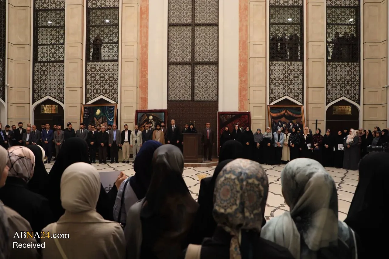 تجمع همبستگی با دانشجویان محجبه آذربایجان در کربلا