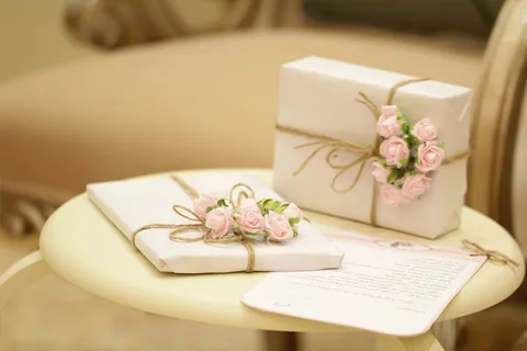 هدیه مناسب برای یادگاری، چطور یک هدیه ساده را به یادگاری ماندگار تبدیل کنیم؟