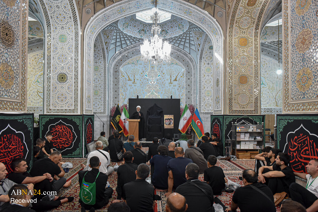 زیارت حرم مطهر امام رضا(ع) توسط زائران جمهوری آذربایجان زیارت حرم مطهر امام رضا(ع) توسط زائران جمهوری آذربایجان