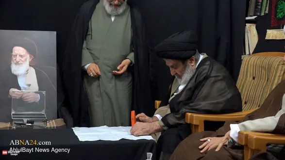 مراسم شکستن مُهر آیت‌الله‌ شبیری زنجانی