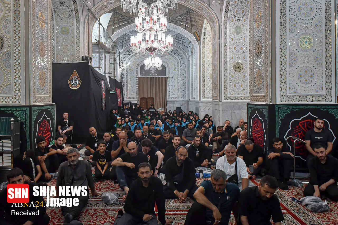 زیارت حرم مطهر امام رضا(ع) توسط زائران جمهوری آذربایجان زیارت حرم مطهر امام رضا(ع) توسط زائران جمهوری آذربایجان