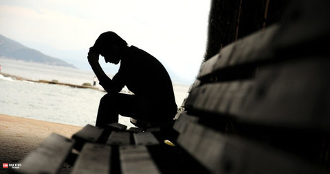 اَلْحُزْنُ يَهْدِمُ اَلْجَسَد | اندوه،جسد را تباه مى سازد