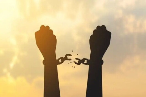 اَلْجُودُ مِنْ كَرَمِ اَلطَّبِيعَة | بخشش از نیکو سرشتى است