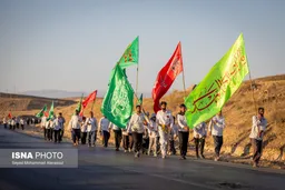 تصاویری از زائران پیاده حرم امام رضا (ع)