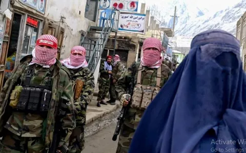 طالبان حجاب را با ضرب‌وشتم  اعمال می‌کند