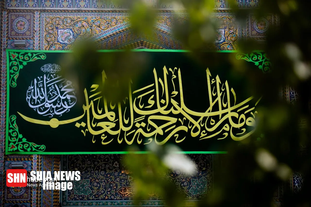 آذین بندی حرم امام حسین آذین بندی حرم امام حسین