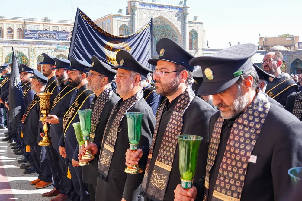 دسته عزای خادمان حرم مطهر حضرت فاطمه معصومه (س)