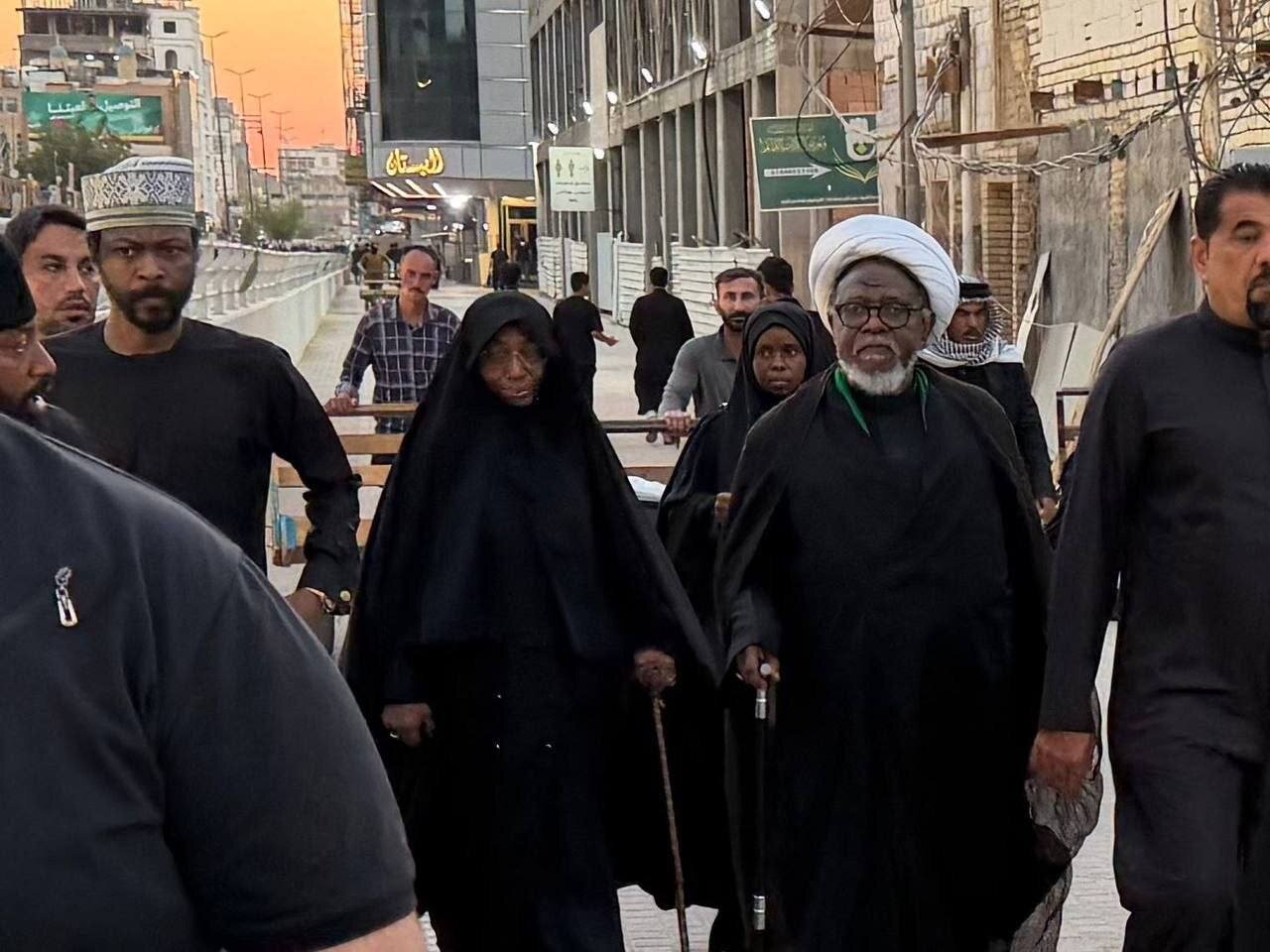 تصاویری از حضور شیخ ابراهیم زکزاکی در نجف تصاویری از حضور شیخ ابراهیم زکزاکی در نجف