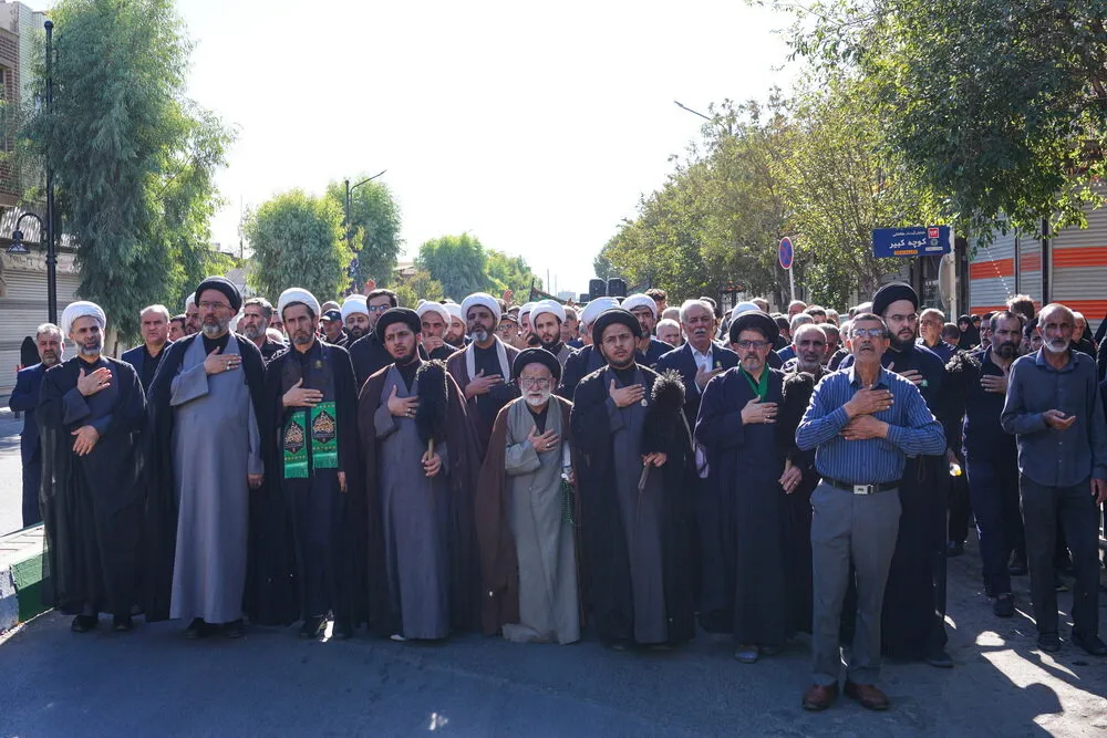 دسته عزای خادمان حرم مطهر حضرت فاطمه معصومه (س)