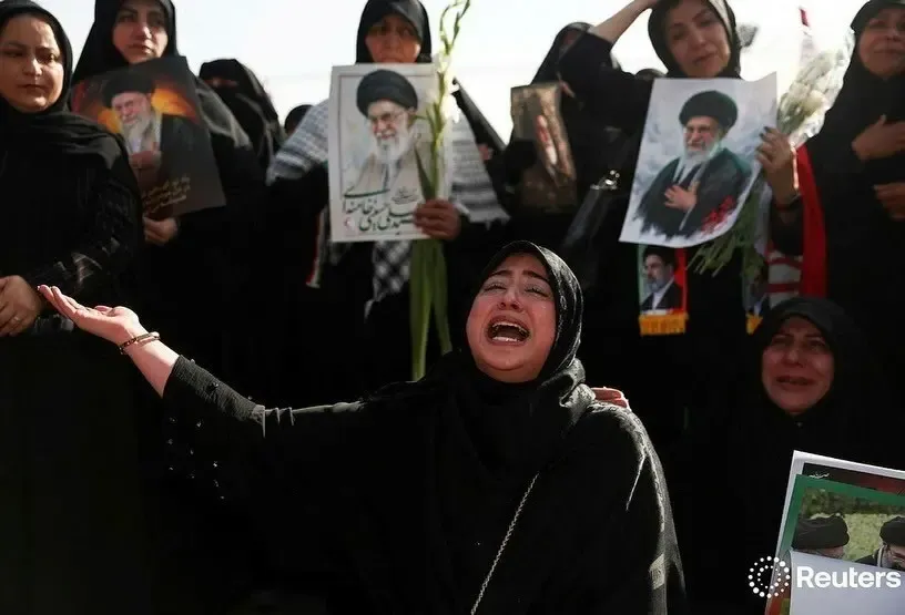 تصاویر رویترز از مراسم وداع با رهبر انقلاب تصاویر رویترز از مراسم وداع با رهبر انقلاب