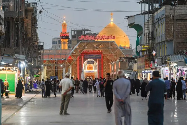 حرم مطهر امیرالمومنین (ع) در عزای شهادت حضرت زهرا(س) حرم مطهر امیرالمومنین (ع) در عزای شهادت حضرت زهرا(س)