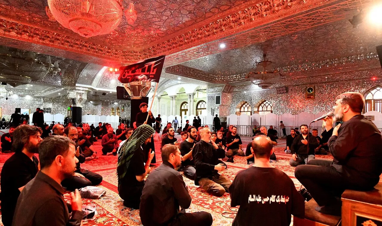 مراسم عزاداری دهه سوم ماه محرم در حرم حضرت عبدالعظیم(ع) مراسم عزاداری دهه سوم ماه محرم در حرم حضرت عبدالعظیم(ع)