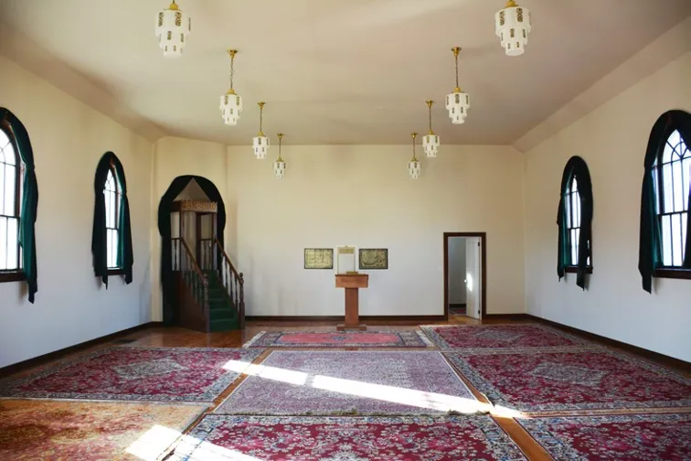 مسجدی با معماری کلیسا به قدمت 90 سال در کانادا مسجدی با معماری کلیسا به قدمت 90 سال در کانادا