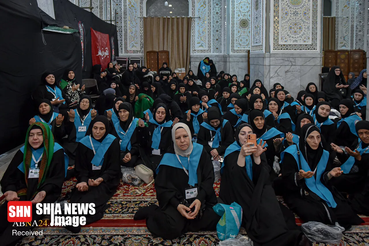 زیارت حرم مطهر امام رضا(ع) توسط زائران جمهوری آذربایجان زیارت حرم مطهر امام رضا(ع) توسط زائران جمهوری آذربایجان