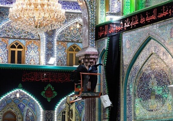 سیاه پوش شدن حرم های کربلا در آستانه محرم سیاه پوش شدن حرم های کربلا در آستانه محرم