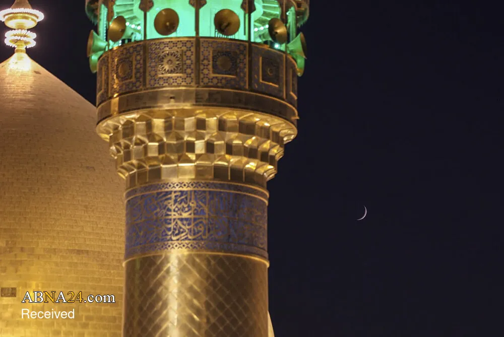 درخشش هلال ماه ربیعالاول بر فراز حرم مطهر علوی درخشش هلال ماه ربیعالاول بر فراز حرم مطهر علوی