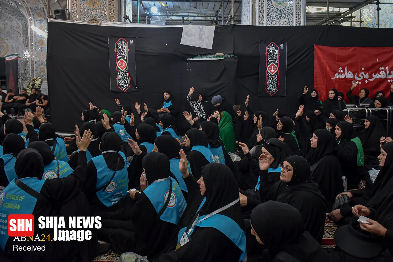 زیارت حرم مطهر امام رضا(ع) توسط زائران جمهوری آذربایجان زیارت حرم مطهر امام رضا(ع) توسط زائران جمهوری آذربایجان