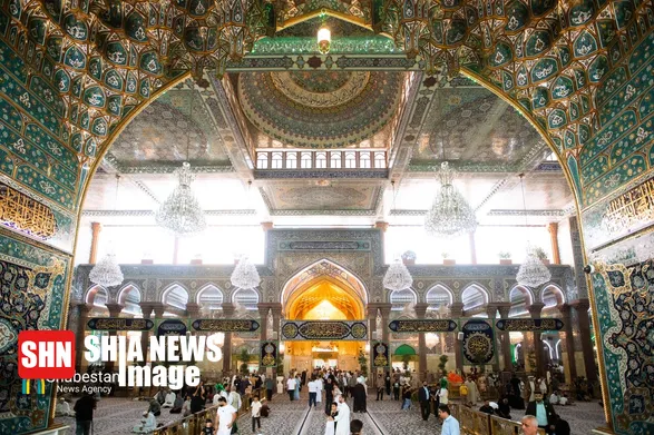 آذین بندی حرم امام حسین(ع) به مناسبت میلاد پیامبر اکرم(ص)